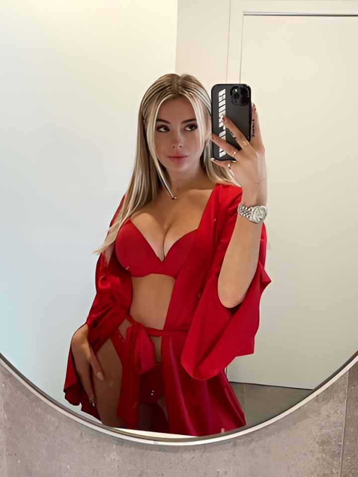 Белослава привлекательная девушка из Азнакаево цена от 2000 руб