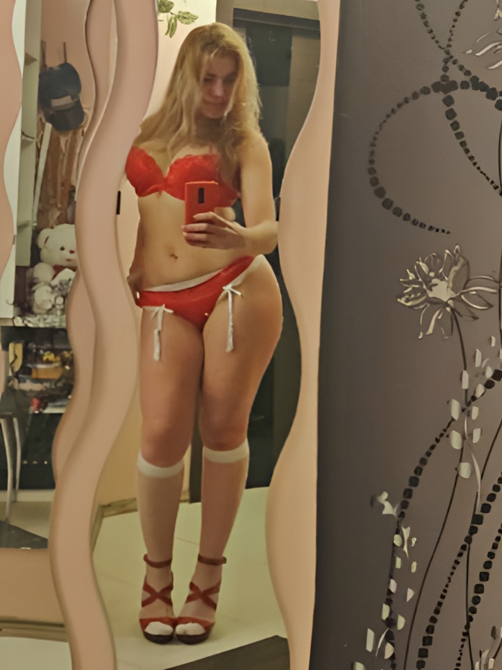 Индивидуалка Каролина, доступна для личного знакомства от 2000 руб