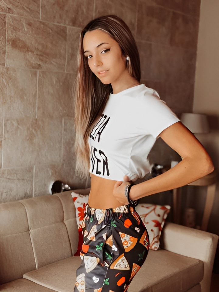 Катюша привлекательная девушка из Азнакаево цена от 3000 руб