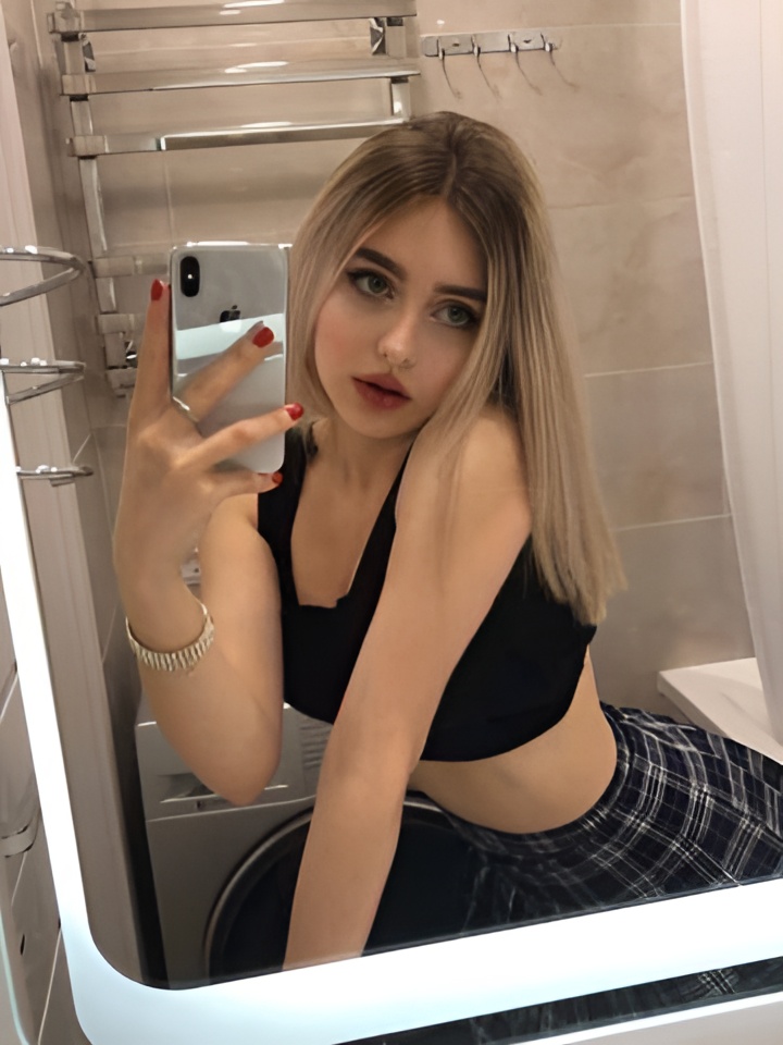 Ксюша привлекательная девушка из Азнакаево цена от 5000 руб