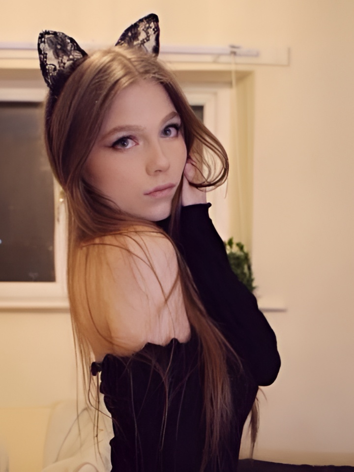 Мадина привлекательная девушка из Азнакаево цена от 10000 руб