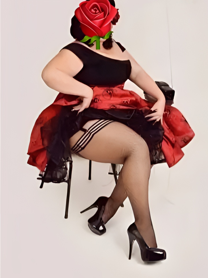 Индивидуалка Софа, доступна для личного знакомства от 10000 руб