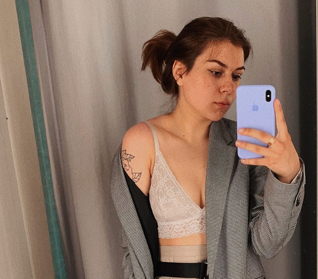 Айза привлекательная девушка из Азнакаево цена от 3500 руб