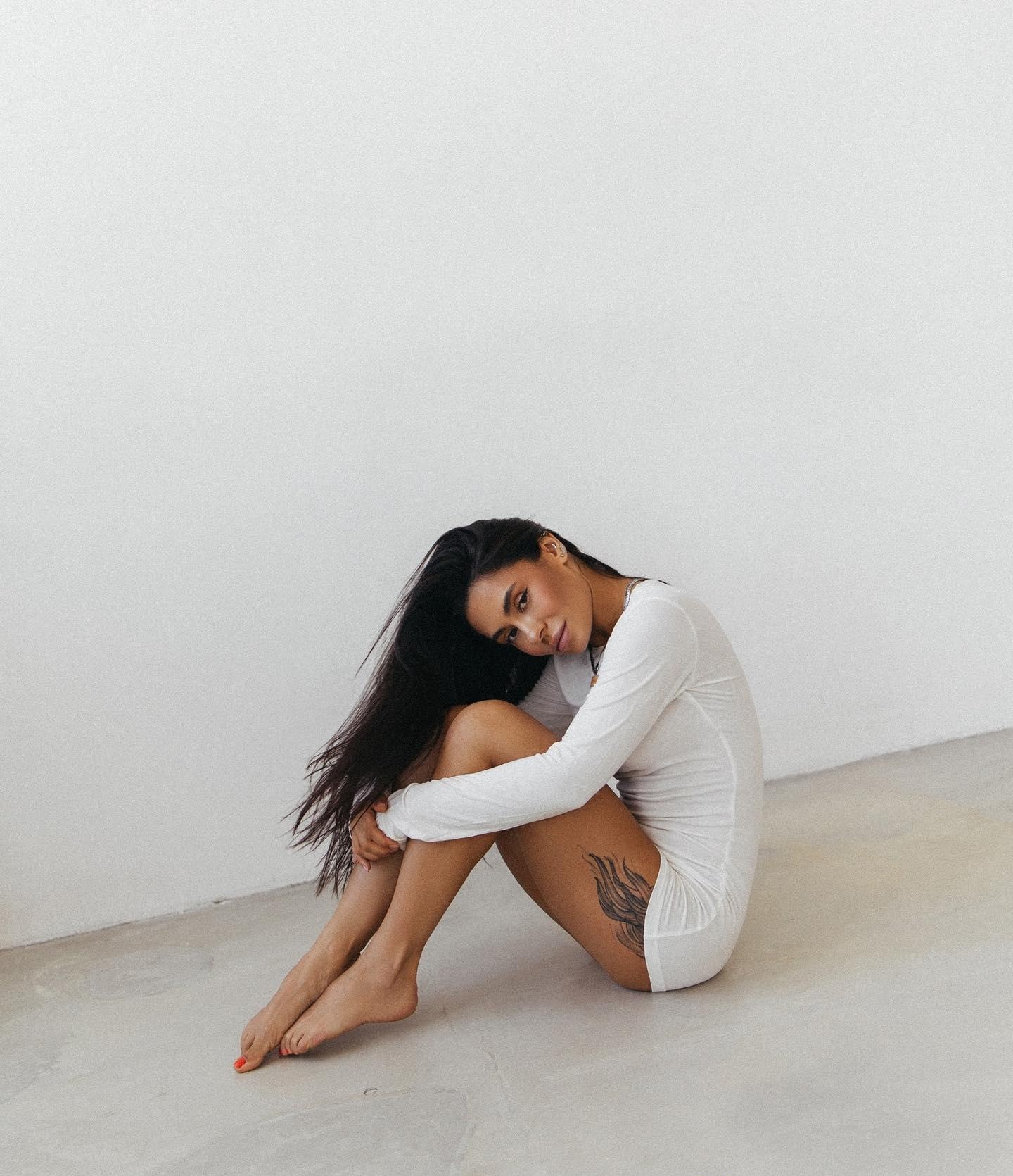 Ева привлекательная девушка из Азнакаево цена от 4000 руб