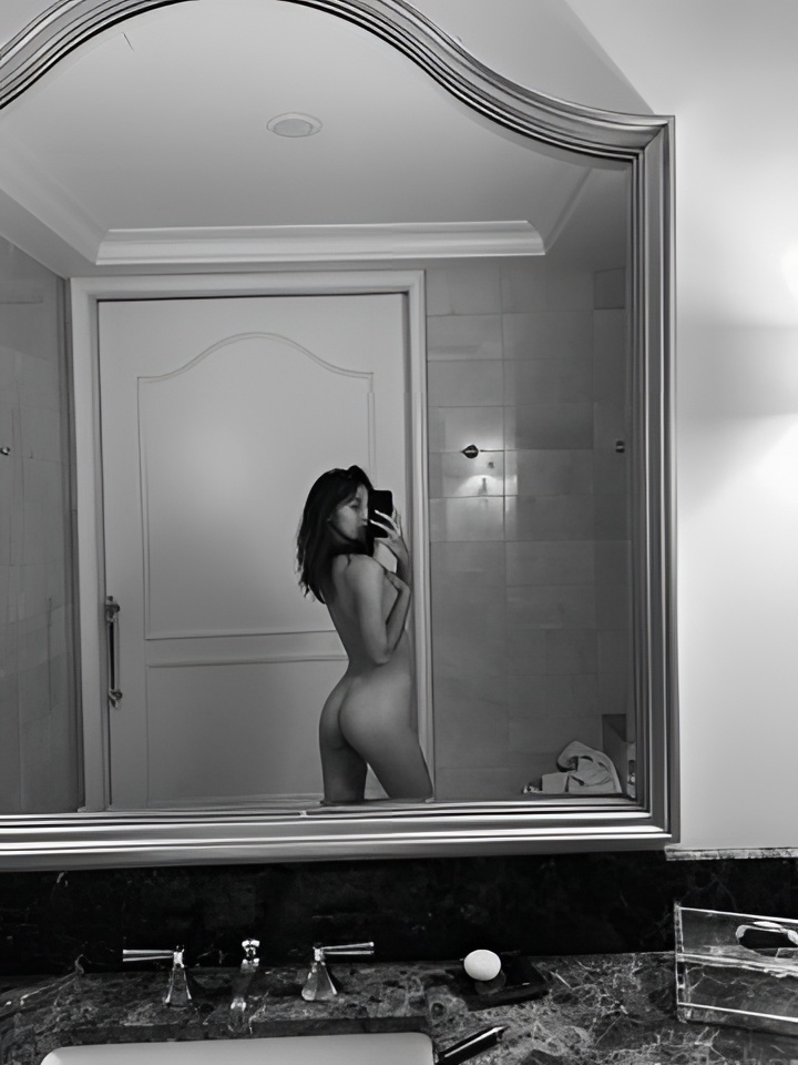 Индивидуалка Мира, доступна для личного знакомства от 10000 руб