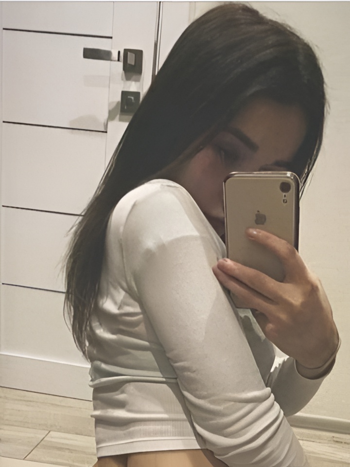 Индивидуалка Влада, доступна для личного знакомства от 10000 руб