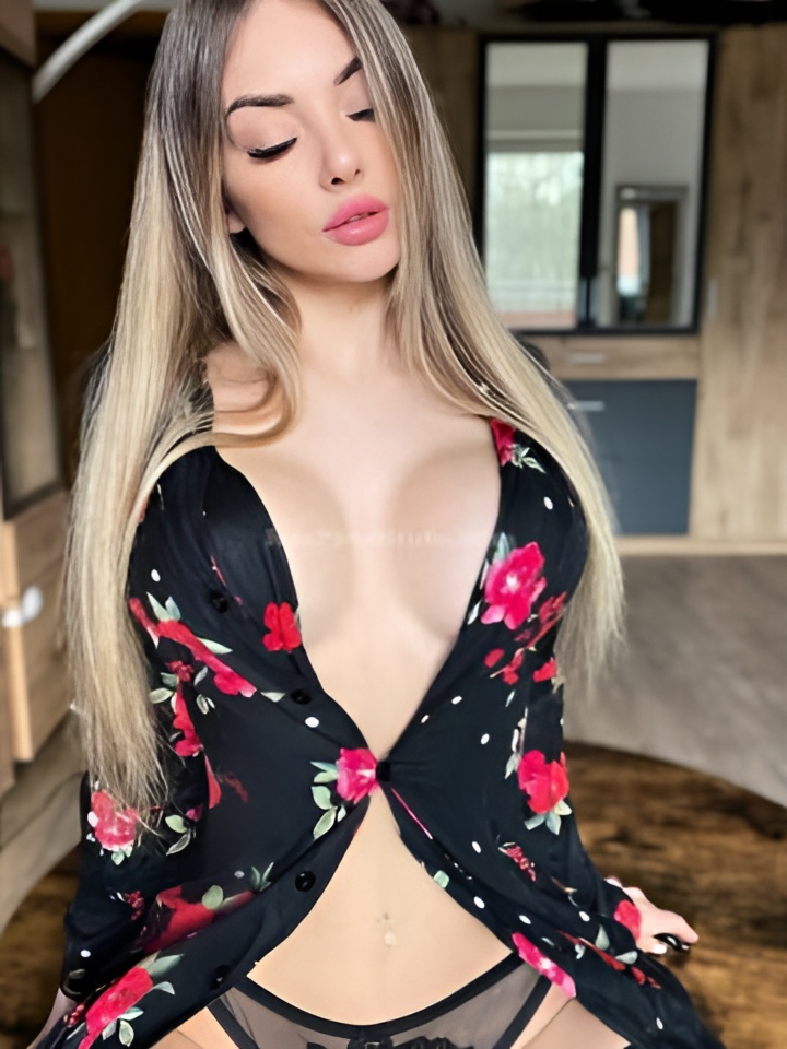 Индивидуалка Владлена, доступна для личного знакомства от 1500 руб